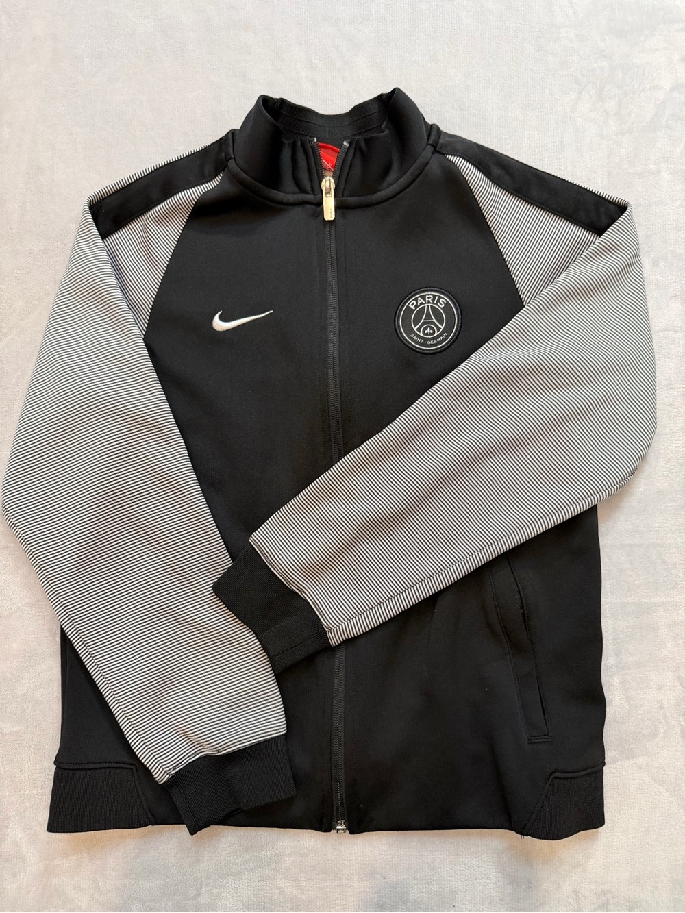 Nike Kids PSG Paris Saint-Germain Full-Zip Track Jacket Youth Large 12-13 Years